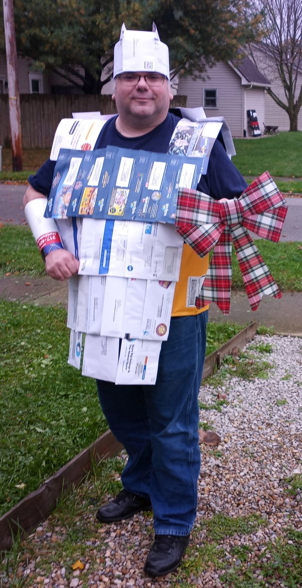 Mail armor and armed with a bow