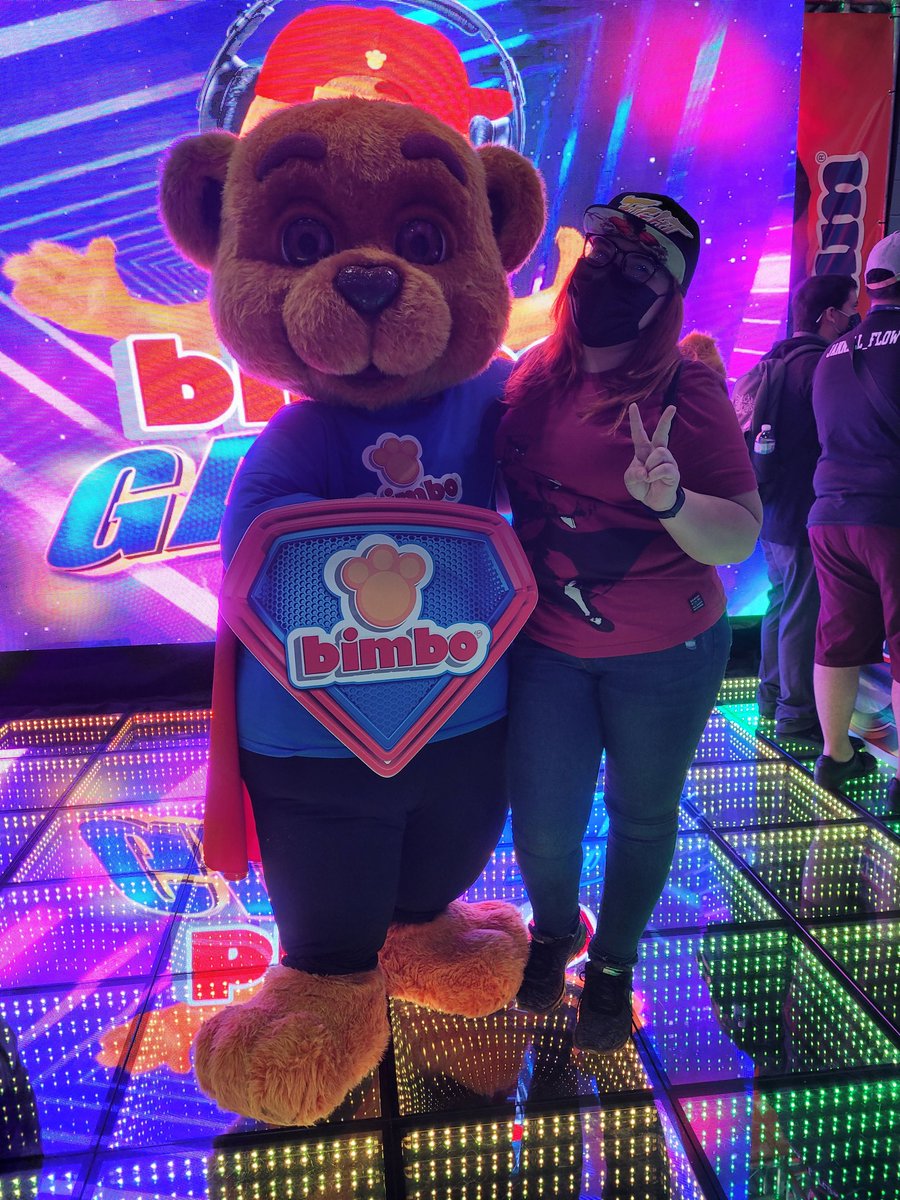 Kitty_Norlu's tweet photo. Me hacia tanta falta ir a eventos como el @FirstAttackPR y me encontré un lindo ositoooo
#galletasbimbo #holsum #FirstAttack2021 https://t.co/wzT0LG6vDN