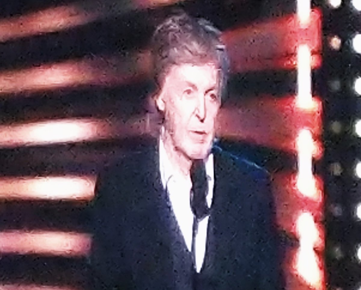 rocksnubs's tweet photo. Sir Paul McCartney inducts the @foofighters into the Rock Hall. A boy from up the Street in Warren, Ohio Dave Grolh #rockhallinduction #rockhall2021
Note all 5 members are in! https://t.co/QfKIXyOA9Z