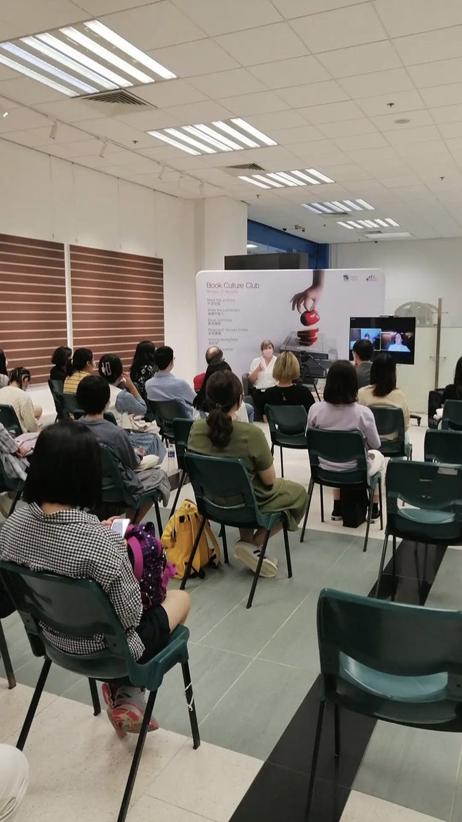 Many thanks to everyone who came both in-person and online. We had a great event with meaningful discussions. #AcademicTwitter #booktalk #book #HKBU <a href="/hkbulibrary/">HKBU Library</a> #bookclub