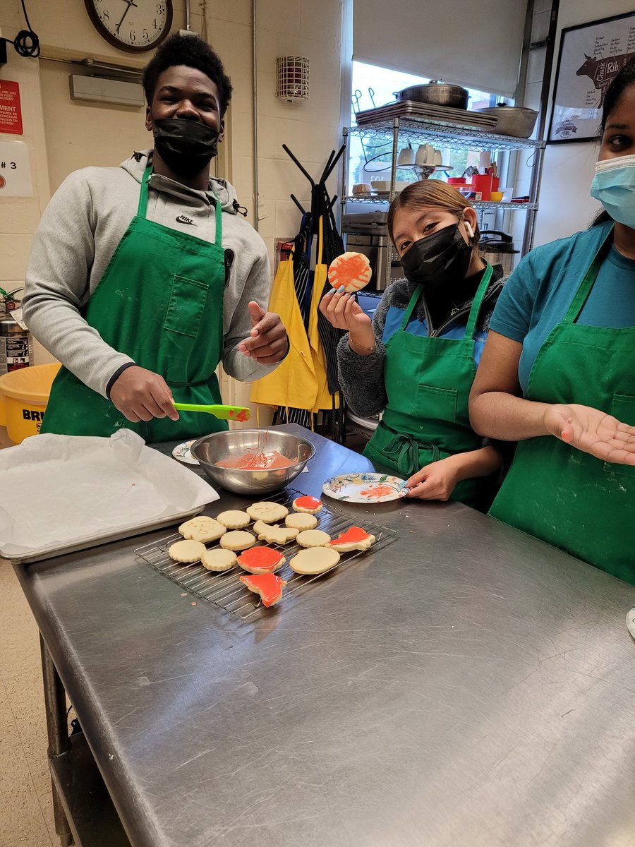 Foodservice Preparation and Culinary Arts students <a href="/culinary_OHS/">OHS Culinary Arts</a> celebrated Halloween by learning how to make sugar cookie dough and a glaze to decorate it. @OHSTornadoes400 <a href="/OHS_Athletics_/">Orange HS Athletics</a>