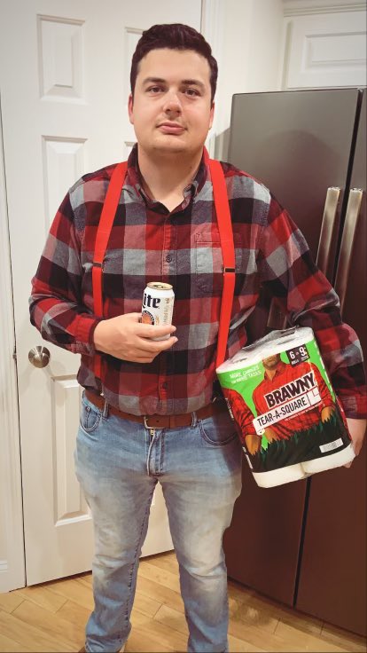 moosillini's tweet photo. @BarstoolChief thanks for the easy costume idea. https://t.co/6BIvP04rgj