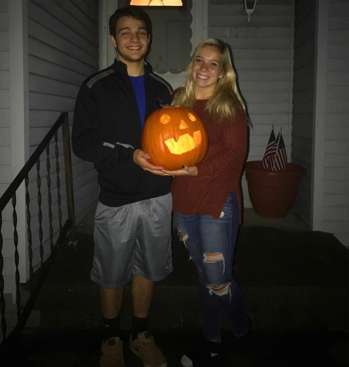 melissam303's tweet photo. I’d like to say our free hand carving skills have improved ? Happy Halloween Eve 🎃👻 https://t.co/gJx3NjdHUg