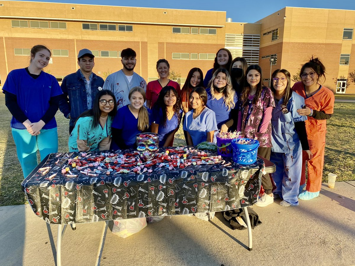 BREWER_HOSA's tweet photo. Another Spootakular Drive Boo!! 👻 https://t.co/2o4i44ytrG