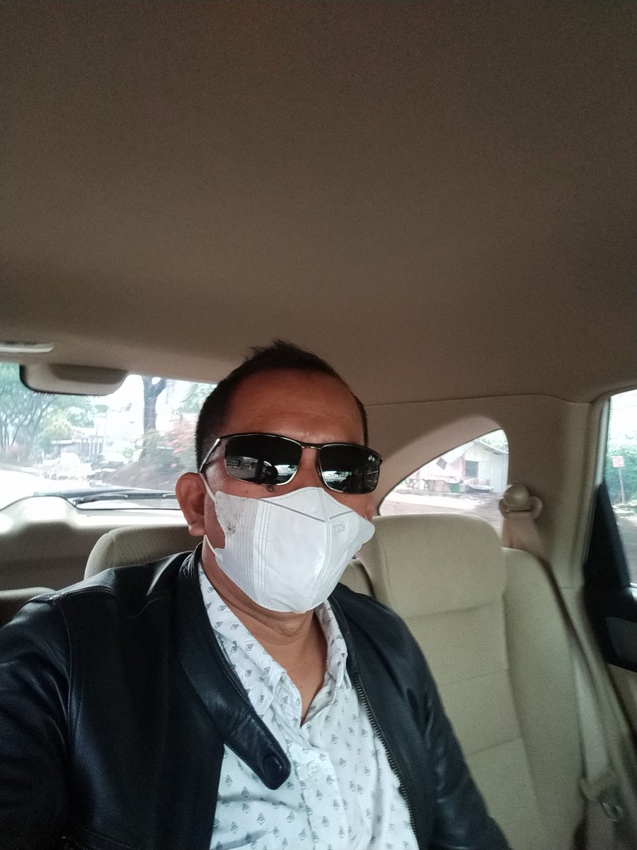 jajangholidin2's tweet photo. #jagajarak
#pakemasker
#stayalone https://t.co/Qqjpoe30gM