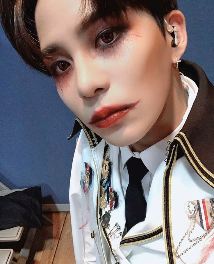 hourly jongho tweet media
