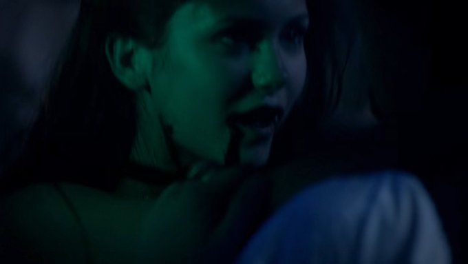 happy halloween. time to bring back the most iconic scene from the vampire diaries. 💀🎃👻