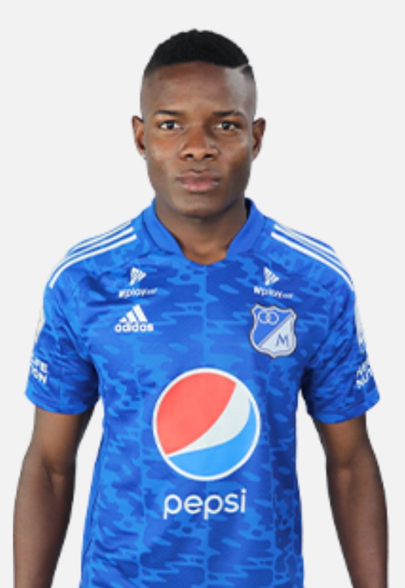 MundoMillos's tweet photo. #YUBER 🔵⚪ fue el más destacado del 1er tiempo
El que más remató: 3 remates
El que más centros levantó: 10
El que más duelos ganó:8
El que más encaró: 2
El que más faltas recibió: 4
Entregó bien el 100% de los pases https://t.co/E21BgBsaGb