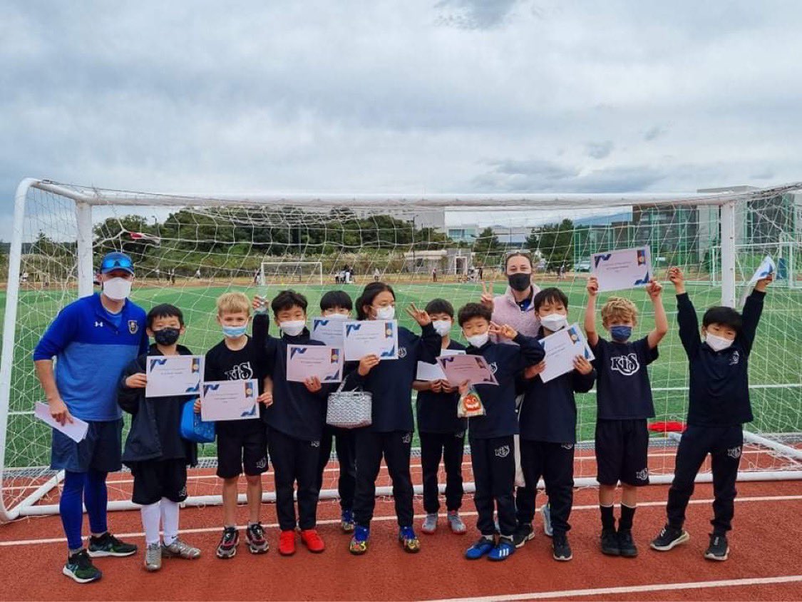 MsCPhysEd's tweet photo. Grades 2/3 soccer ⚽️ had a great Super Sports Saturday! Thank you, @NLCSJeju1 for having us! #kisj https://t.co/W2YdmNnMHc