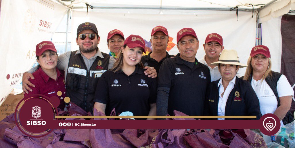 Este sábado también acudimos a la colonia Ampliación Guaycura para culminar otra #JornadaPorLaPaz de cercanía con nuestra gente. Con la participación del gobernador Jaime Bonilla y la titular de SIBSO.