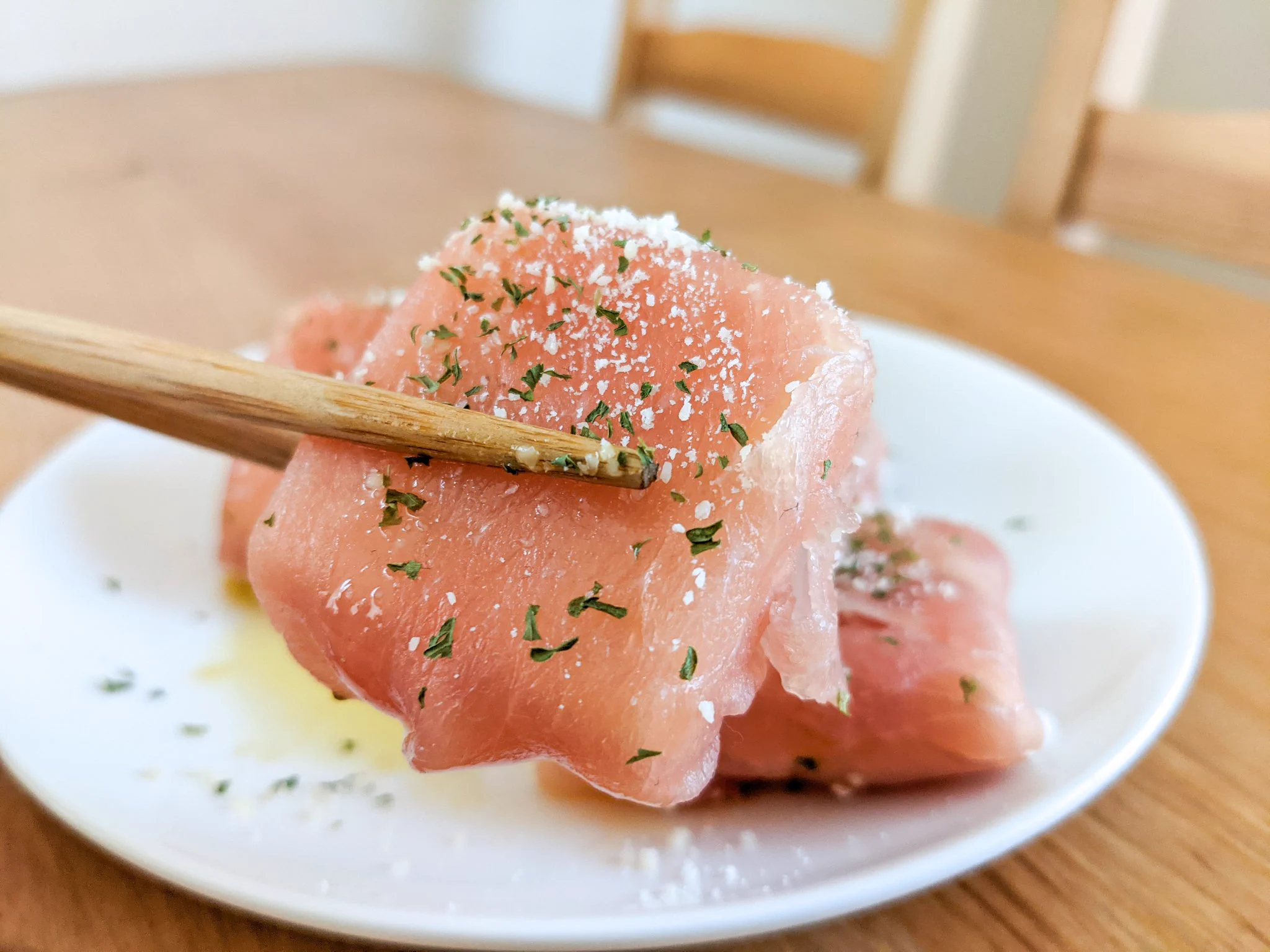 お酒を飲む人は是非！2種類のチーズ&生ハムを使った「おつまみ」レシピ！