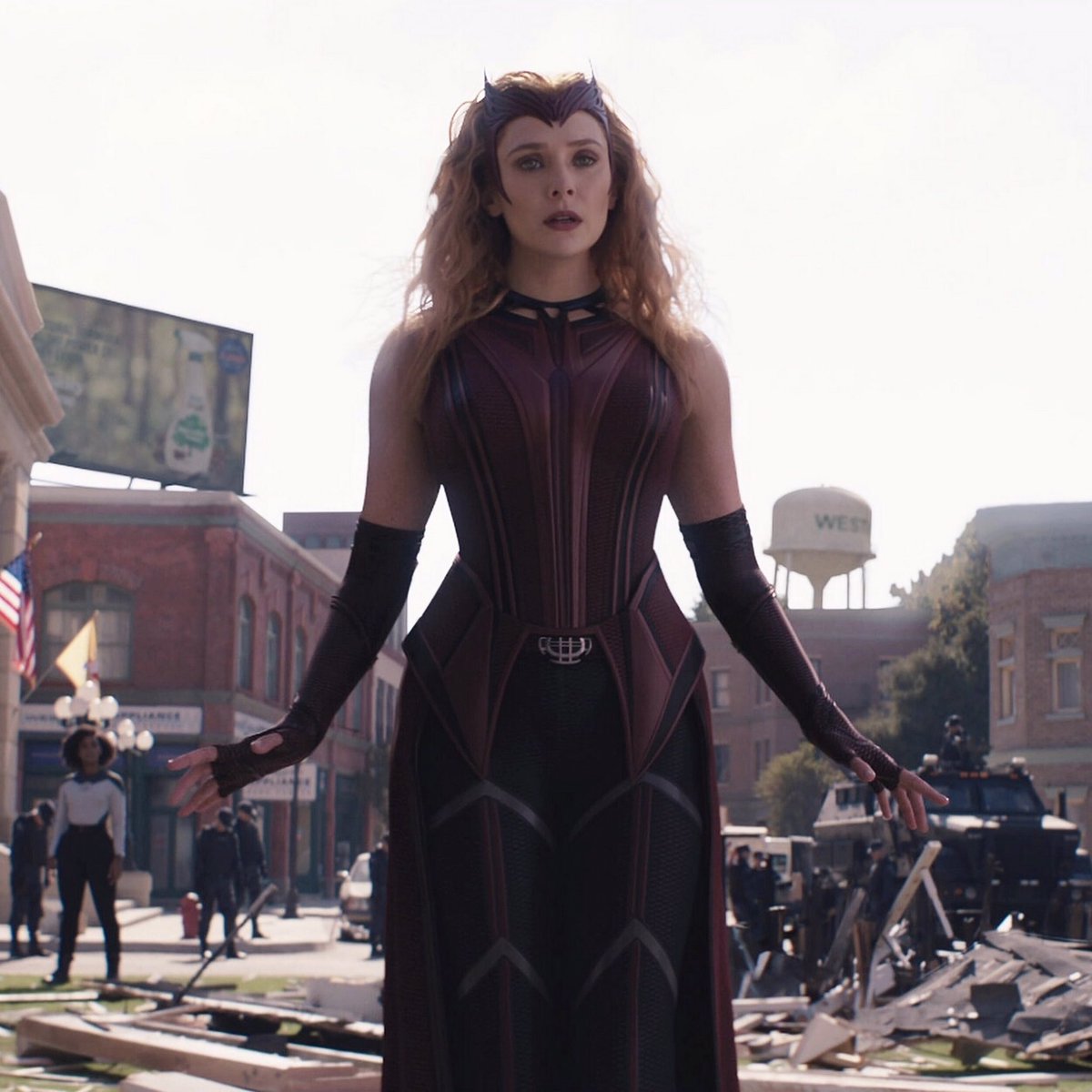 Michaela Russell, who played young Wanda in #WandaVision dressing up as the Scarlet Witch for Halloween is simply iconic