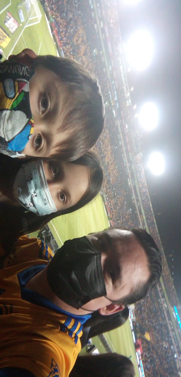 chuchito16's tweet photo. #TecateTigres https://t.co/gfYYXQaA8h
