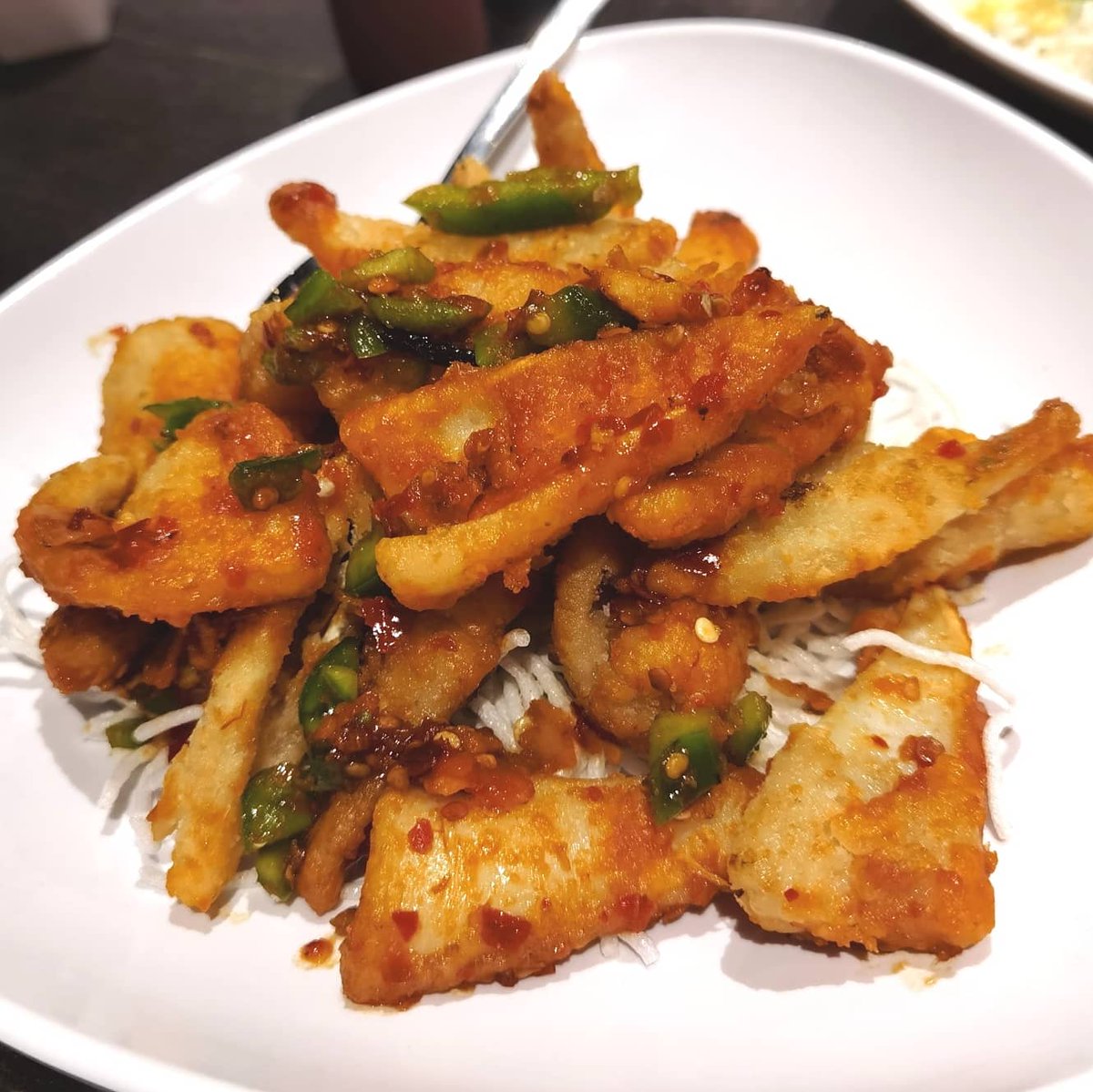 MoVernie's tweet image. What happens when my buddy from #Ottawa is in the city &amp;amp; brought along his UK friends to visit me and wanted some good #ChineseFood?

I brought them to one of my favourite Chinese restaurants called "@HongShingto".

#HongShingTO #HongShing #chinesecuisine #chineseculture