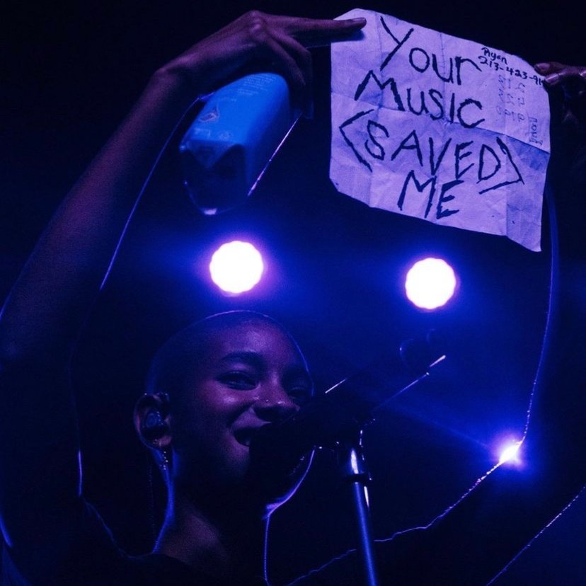 sincewillow's tweet image. .@OfficialWillow hey babe, happy bday!!! coming here to emphasize that I love you so much and that you and your music save me every day and I'm grateful to live in the same time as you. I'll always be by your side 🥺💙