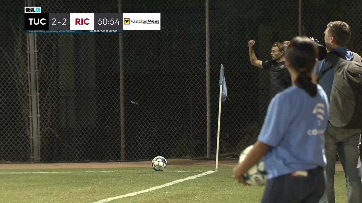 Tucson won't quit! @FCTucson pulls back ahead in a crazy match. 

3-2 | #TUCvRIC