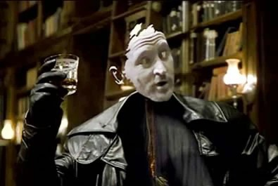 darlingreadsal1's tweet photo. @rianjohnson The League of Extraordinary Gentlemen? 😁 https://t.co/3xRtKWScnC