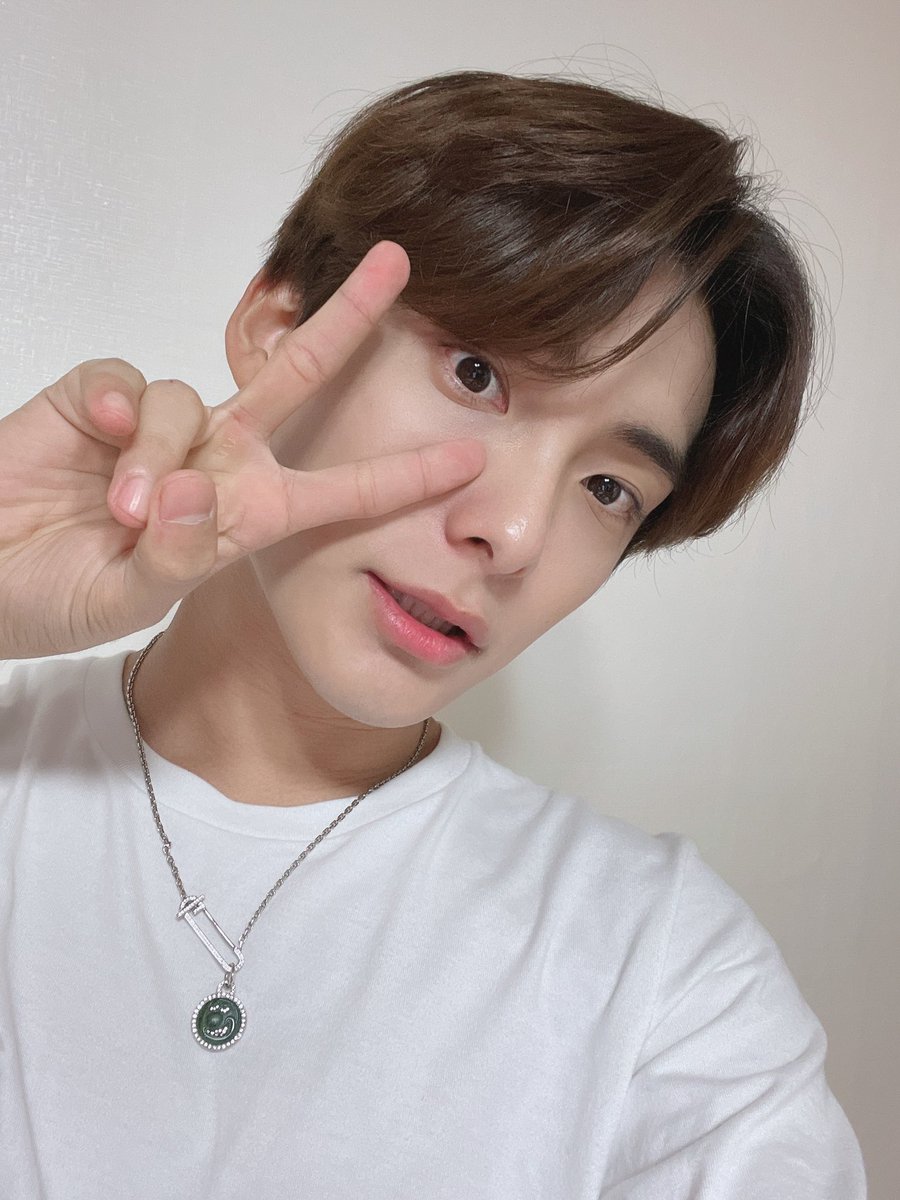 JunheeFRANCE's tweet photo. 🐦 TWITTER | 21.10.21

[#에이스_준]

Bonne nuit Choice ❤️😎
Rencontrons-nous dans nos rêves ❤️
_
#ACE #에이스 #CHOICE #초이스 #JUN #JUNHEE 
@official_ACE7
#Honeey🍯 https://t.co/S7vx70Nvby