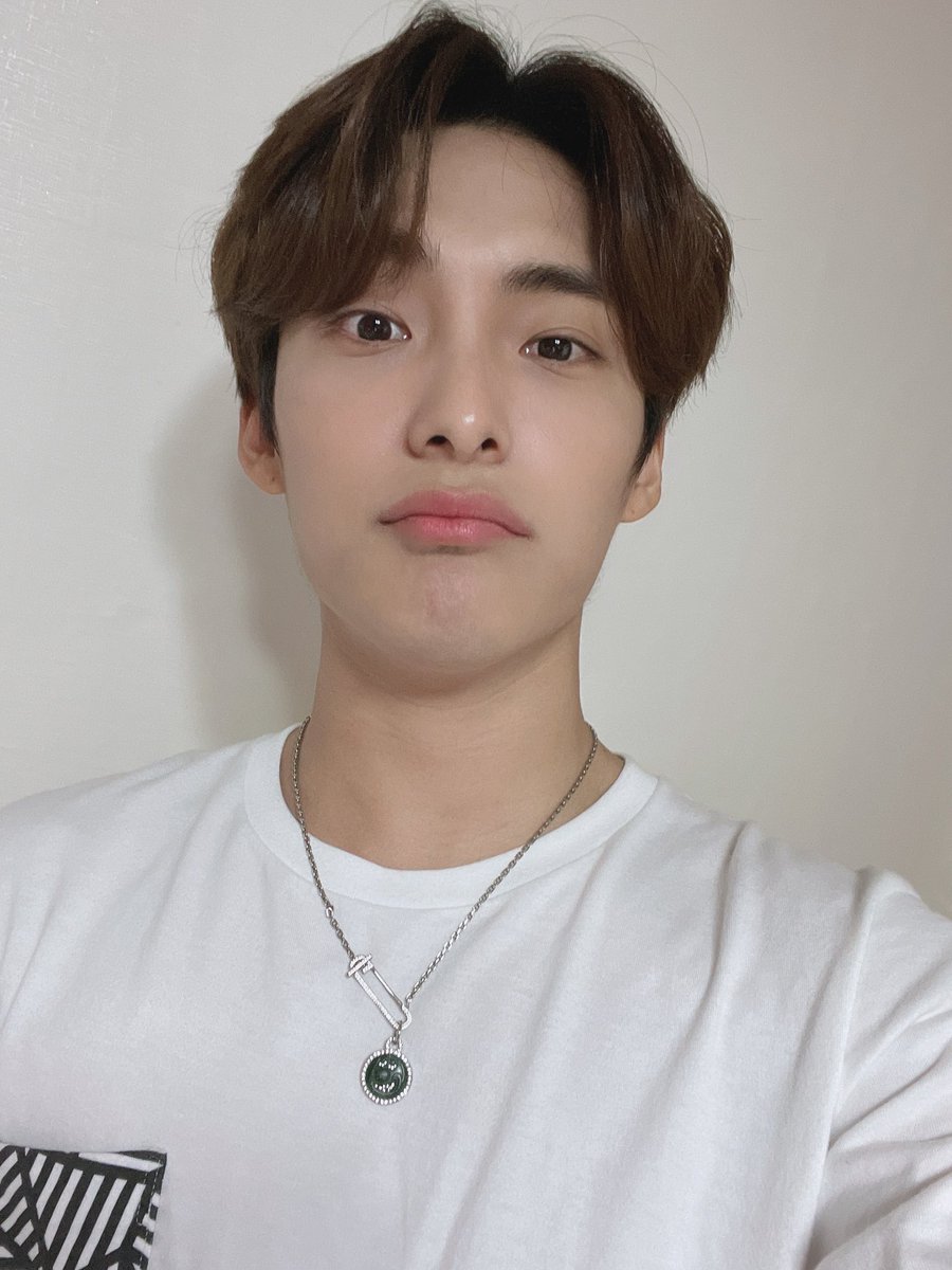 JunheeFRANCE's tweet photo. 🐦 TWITTER | 21.10.21

[#에이스_준]

Bonne nuit Choice ❤️😎
Rencontrons-nous dans nos rêves ❤️
_
#ACE #에이스 #CHOICE #초이스 #JUN #JUNHEE 
@official_ACE7
#Honeey🍯 https://t.co/S7vx70Nvby
