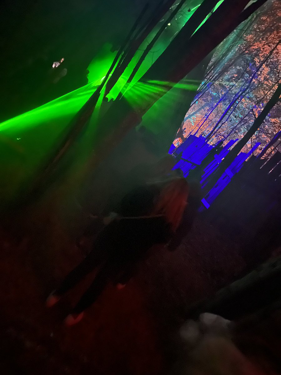 DaveHamilton's tweet photo. Time for the Haunt! #hauntedoverload #halloween https://t.co/IqnCCZN8sk