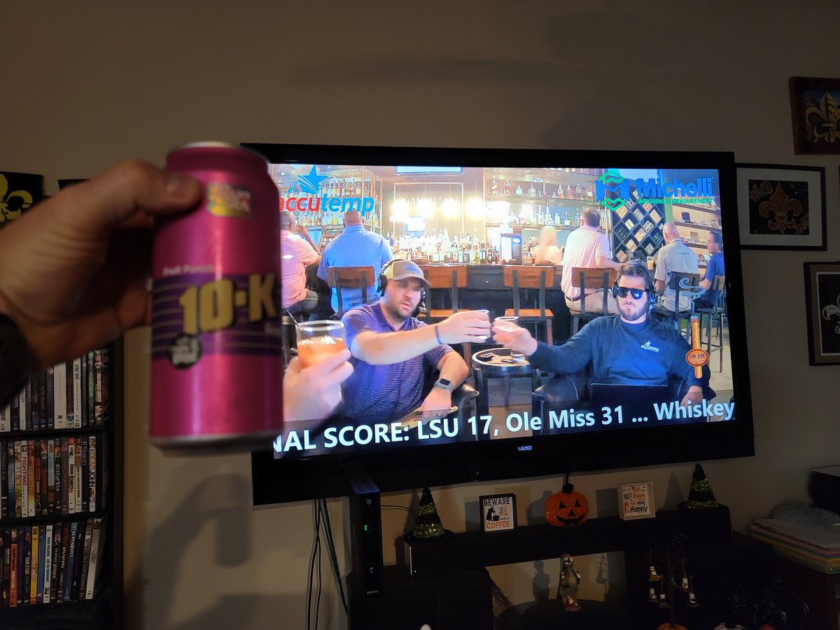 bighead3185's tweet photo. @MattMoscona @TBob53 Cheers and GEAUX TO HELL OLE MISS https://t.co/5gxC6aLCDq