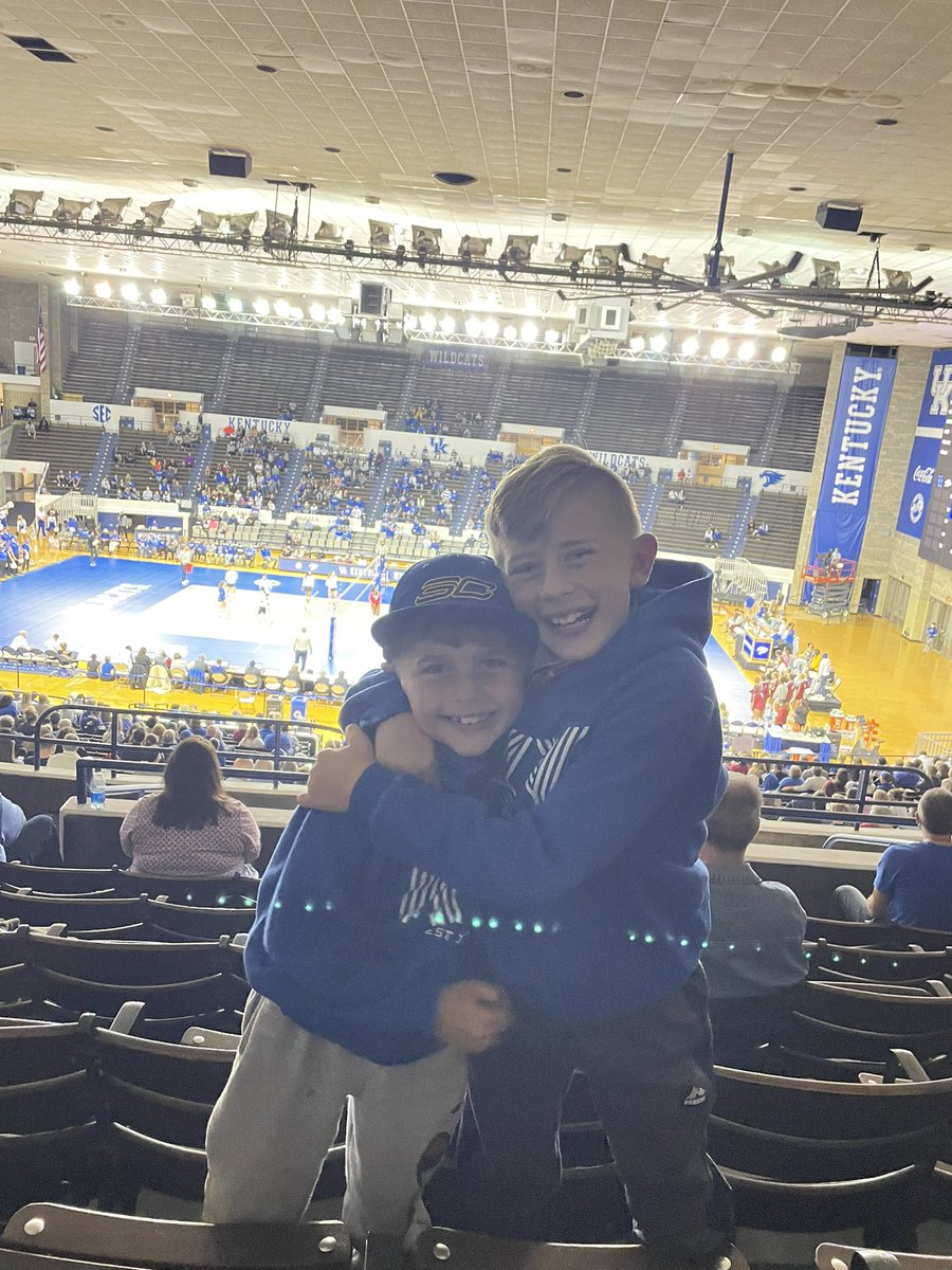#WeAreUK