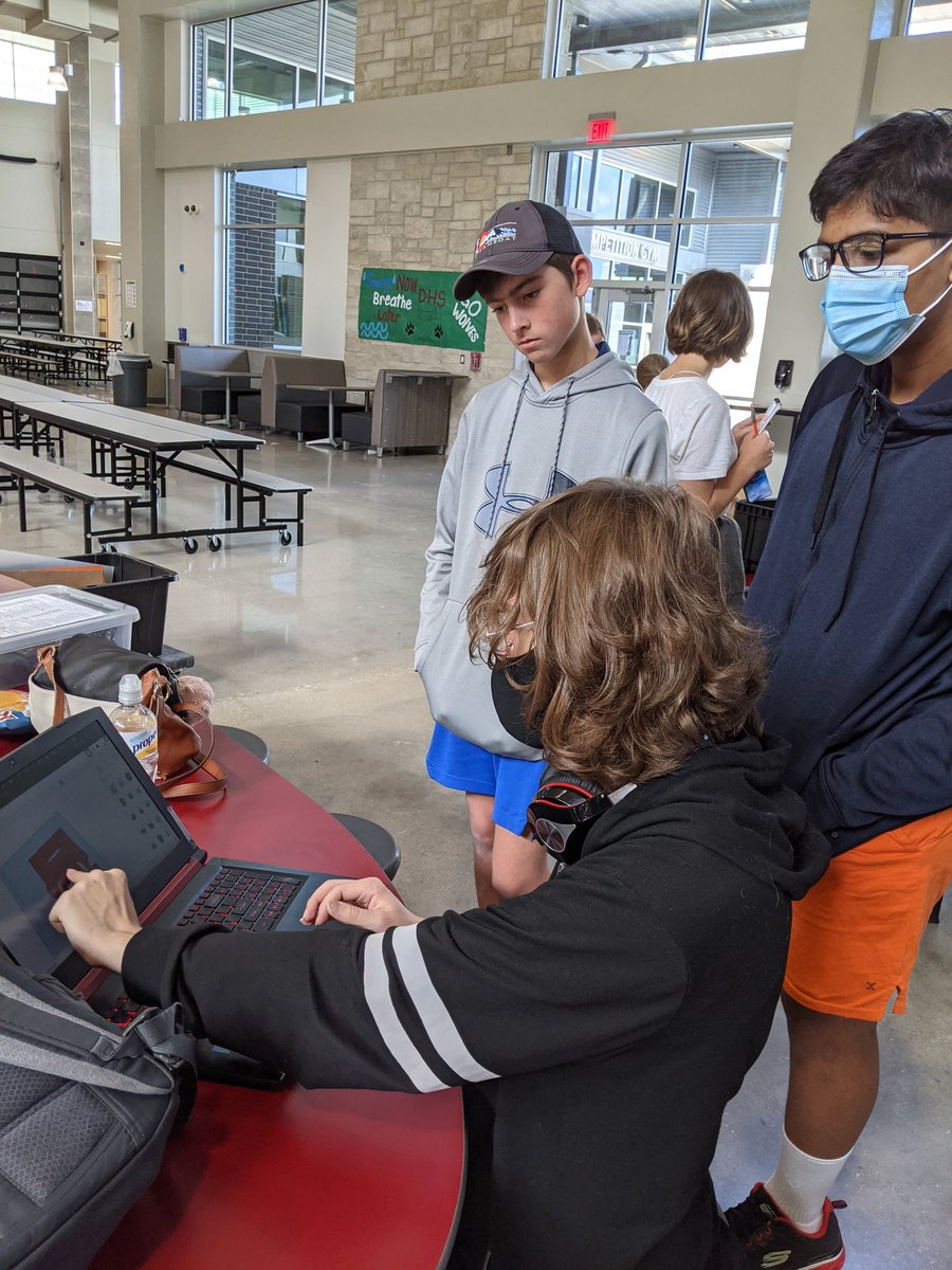 mechs_robotics's tweet photo. Made progress today while collaborating with other teams at a practice competition for @BESTRobotics! @memorial_hs @SKinginComal @HooverMECHS @TheRealMsKee #ComalRobotics https://t.co/Ltd9WzwjnZ