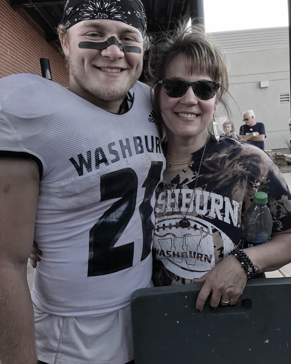 Washburn win!! #21 #GoBods <a href="/KingPeters33/">Taylon Peters</a>