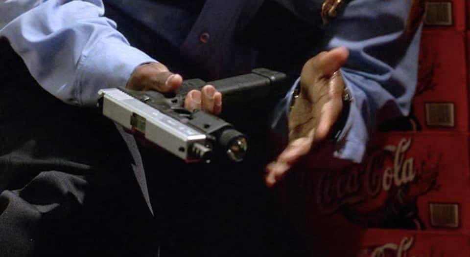 _EastsidePc's tweet image. Martin the first nigga to put a switch on a glock wit a 30 and make it fully