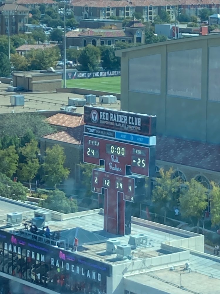 JasonCFarmer's tweet photo. FINAL: #TexasTechFB #RedRaidersFB falls to #KansasState 25-24 @NCAA @NCAAFootball https://t.co/8FSfwAoWfN
