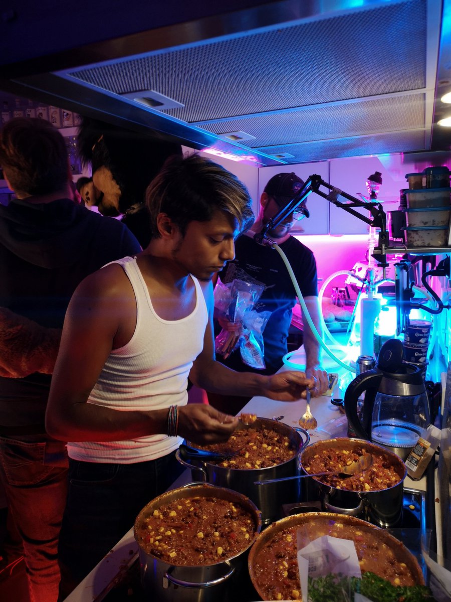 CologneNights's tweet photo. Exclusive view from Backstage https://t.co/6Bp4yzHOiI