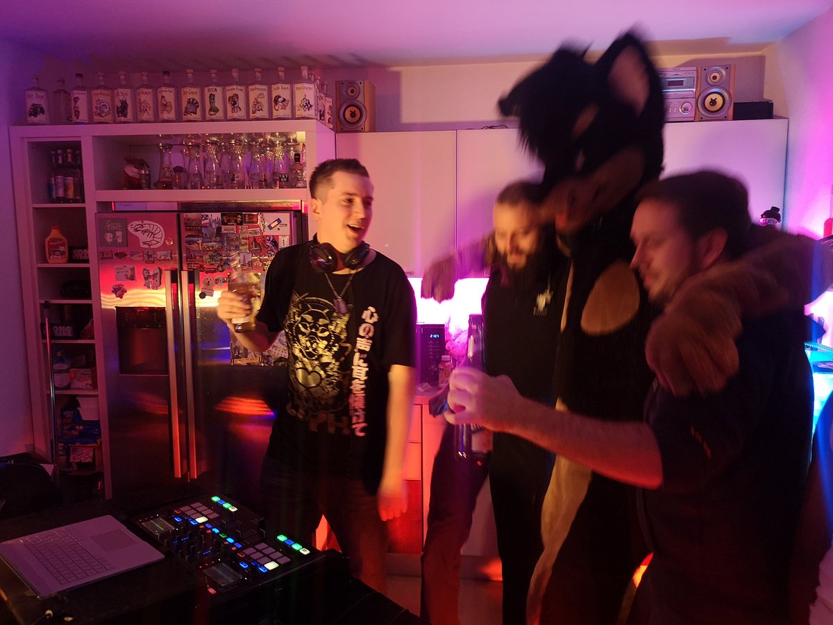 CologneNights's tweet photo. Exclusive view from Backstage https://t.co/6Bp4yzHOiI