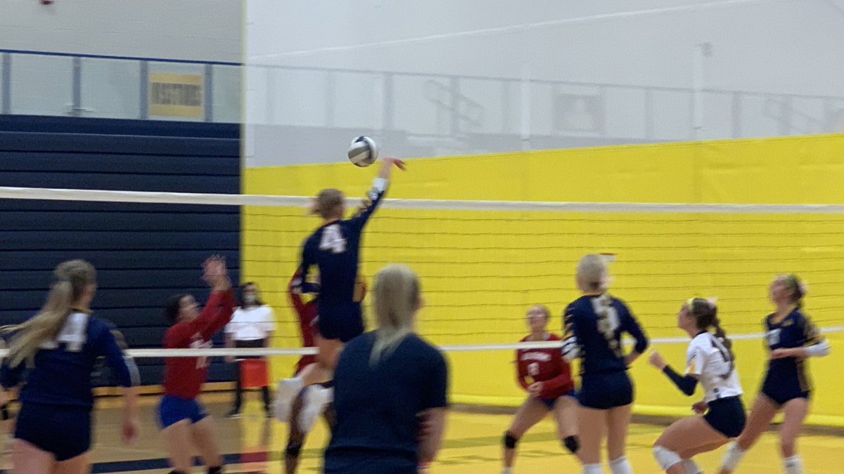 Wichita_NW's tweet image. Northwest takes the first set against Dodge City. #SubState