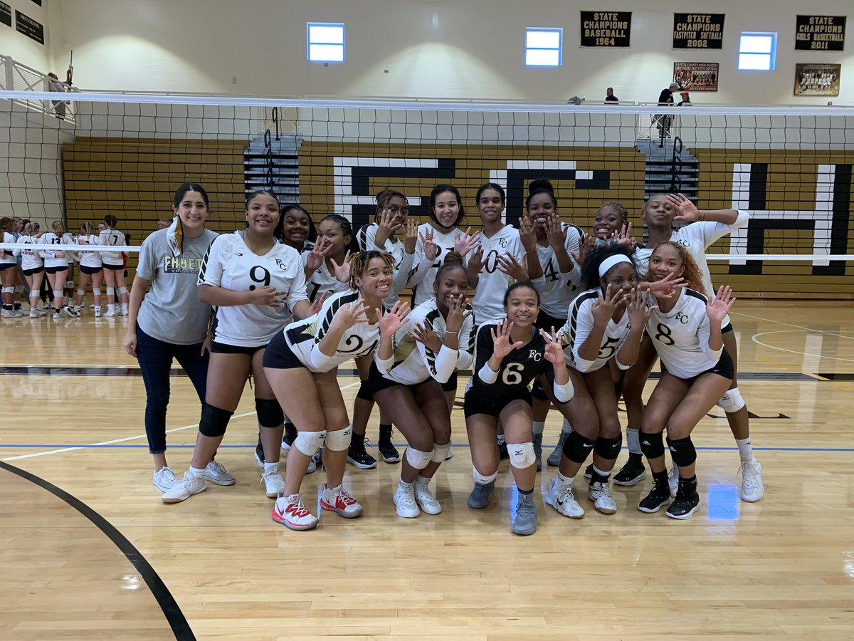 FCHSTIGERSPORTS's tweet photo. Fayette wins! 

@FCHSTigers defeat Heritage (22-25, 25-15, 20-25, 25-19, 15-9) to advance to the Elite 8 of the @OfficialGHSA AAAA volleyball tournament!

@FayetteSports @scoreatlanta https://t.co/pzwSige0po