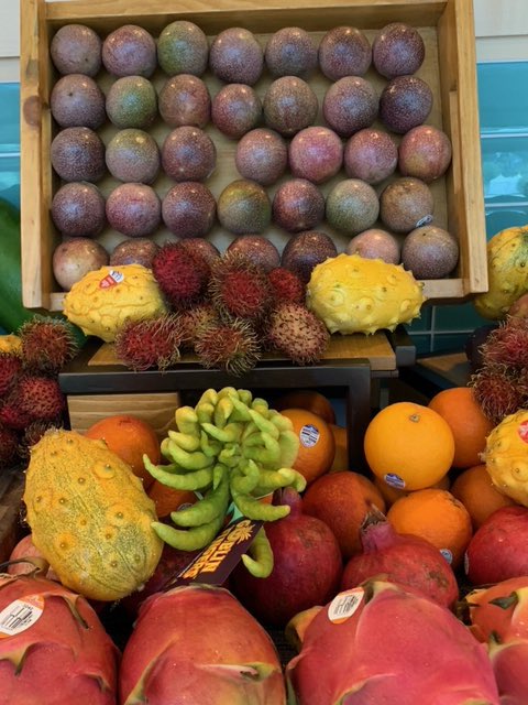 MelissasProduce's tweet photo. UCLA football π€ #FreakyFruits
Find us on the club level at @UCLAFootball vs @oregonfootball today!
#GoBruins @RoseBowlStadium https://t.co/BR0LiACU4O