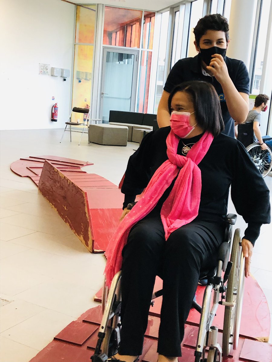 ElomFlavienne's tweet photo. Un samedi placé sous le signe de #HandiPartage et #octobrerose2021 à @VilleCourbevoie. Quizz, parcours fauteuil roulant, échanges, #Communauté360 pour soutien #handicap avec son numéro unique d’appel gratuit : 0 800 360 360.
#TousConcernésTousMobilsés. https://t.co/NYv3q8ik7f