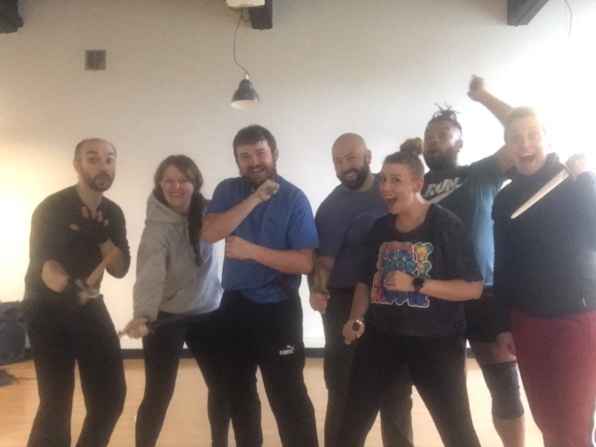 RobinHellier's tweet photo. Day three of our @BADC_UK Further Weapon certification in Dagger for @AvantCymru 🗡

@bethanfights and I are having a wonderful time being back in Wales with this glorious bunch! 

#stagecombat #training #Wales #dagger #dramaticcombat #badc #actortraining https://t.co/rUnyCmtt0a