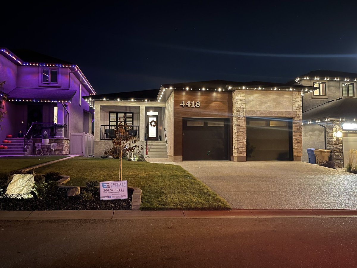 ExpressElectri5's tweet photo. Light the night.

@ExpressElectri5 is an authorized @gemstonelights dealer local to YQR. 

Call for your free quote on Gemstone permanent LED lighting or any electrical need. Call (306)529-9111. 
#poweredbyservice #shoplocalyqr https://t.co/pej9PmwgRp