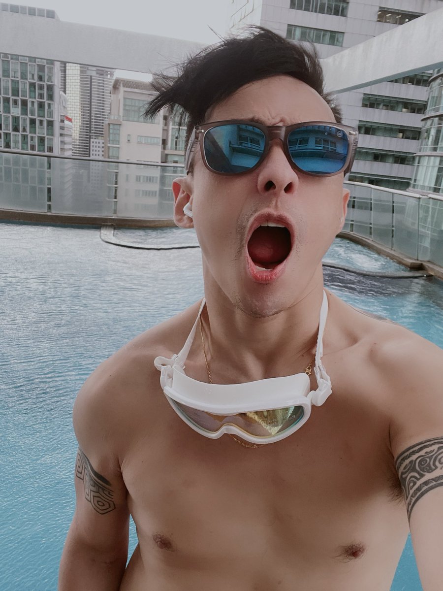 Josephking1069's tweet photo. jom berenang https://t.co/p3kPOPAPDt