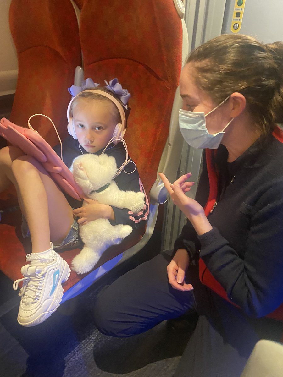 JulieSlicer's tweet photo. @AvantiWestCoast thanks so much to all the staff on the London euston to Glasgow central  (6.30pm) sfor reuniting my 6 year old with her wee fluffy white dog Harrad! Actual class x https://t.co/X58YYgfGAe
