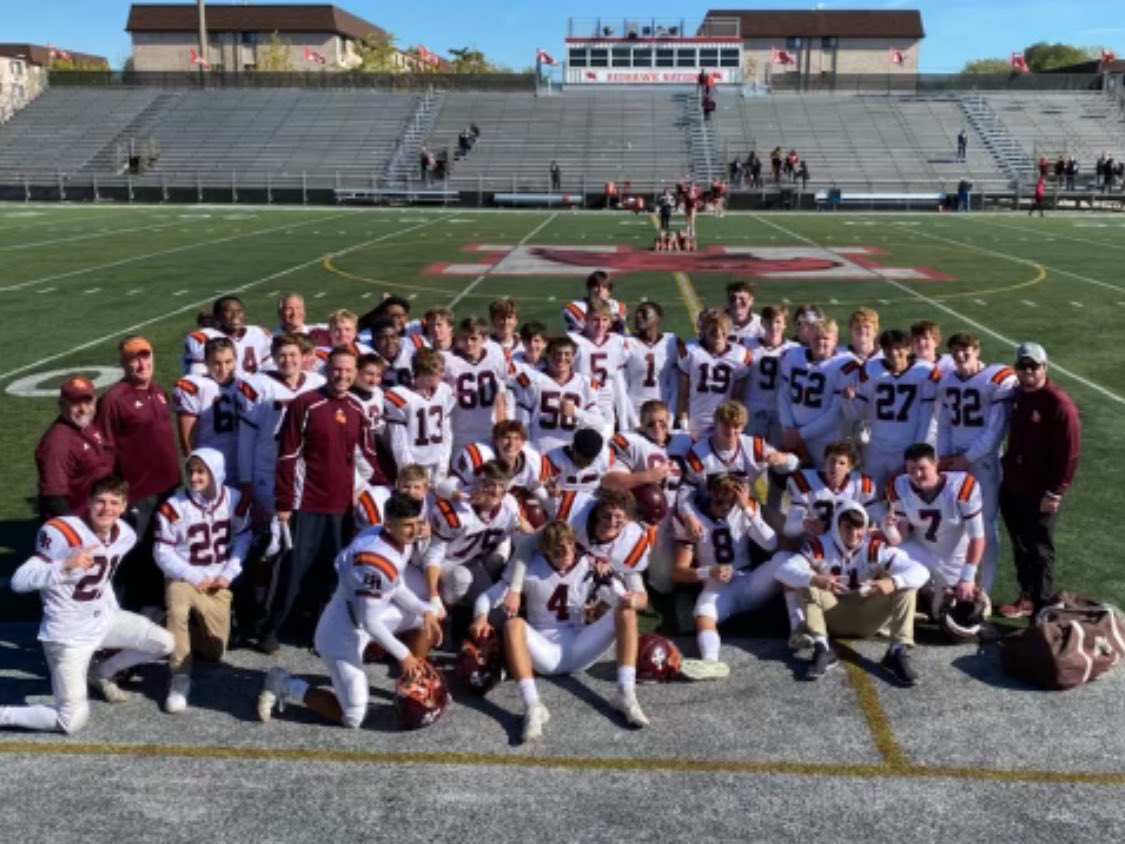 Congratulations to our sophomore Crusaders with a big 14-13 win over Marist this afternoon. The sophomores finished the season with a 7-1-1 record. Way to finish the season strong and winning the Battle of Pulaski!
#LEO #WeAreBR