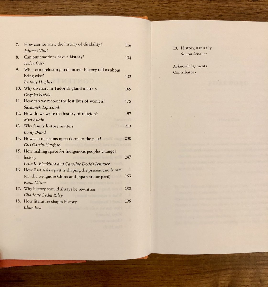 I’ve hardly been able to put this down. A much-needed exploration of the nature of history &amp; the historical discipline in 2021: global history, ‘rewriting’ history, diversity, history of disability, vernacular history &amp; much more. Recommended HT read! <a href="/HelenhCarr/">Helen Carr</a> <a href="/sixteenthCgirl/">Suzannah Lipscomb</a>