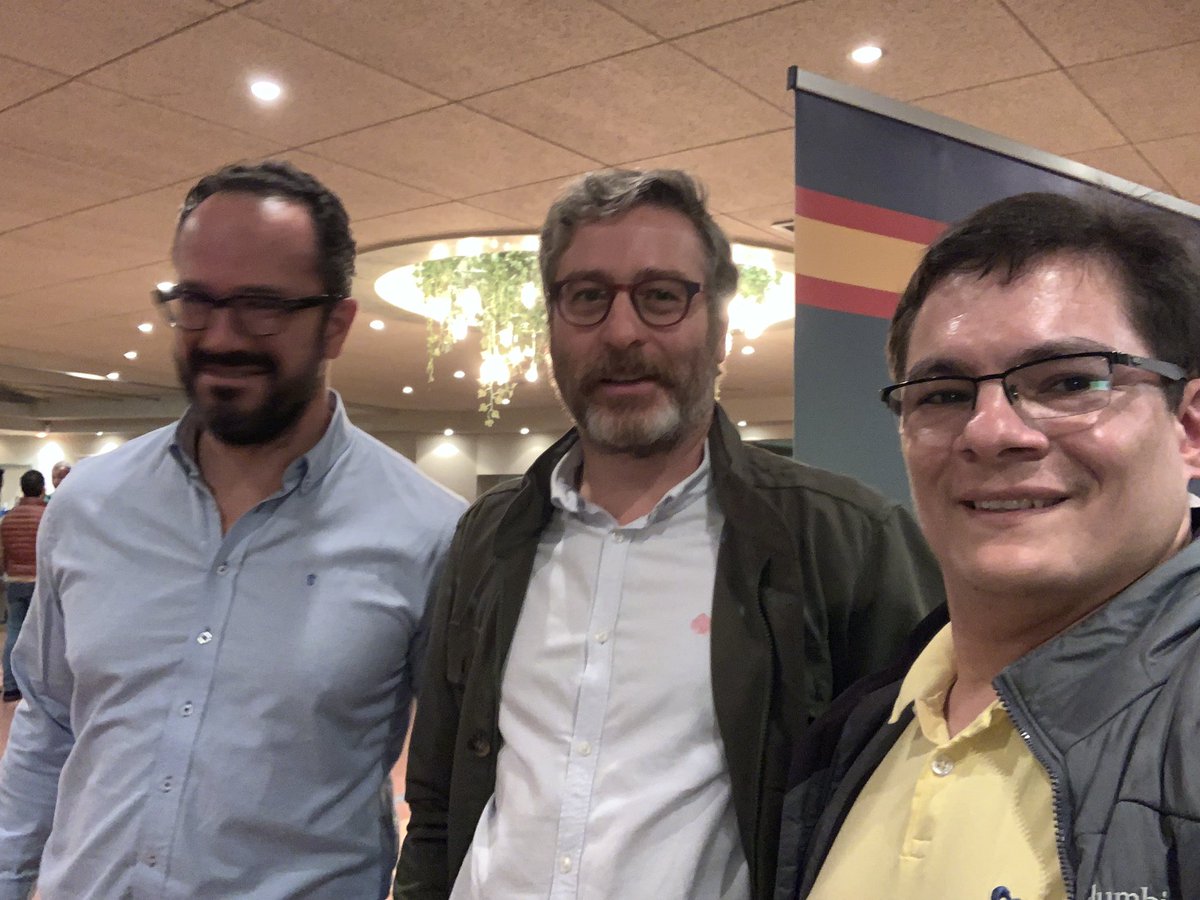 CdvColombia's tweet photo. Un honor haber conocido a @ignacioblanco cofundador del Club de los Viernes. @clubdeviernes @CdV_Argentina @voxnoticias_es @voxjovenes https://t.co/w43Jx5XNvr
