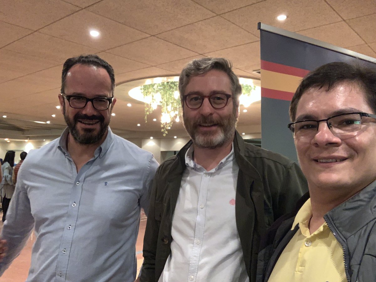 CdvColombia's tweet photo. Un honor haber conocido a @ignacioblanco cofundador del Club de los Viernes. @clubdeviernes @CdV_Argentina @voxnoticias_es @voxjovenes https://t.co/w43Jx5XNvr