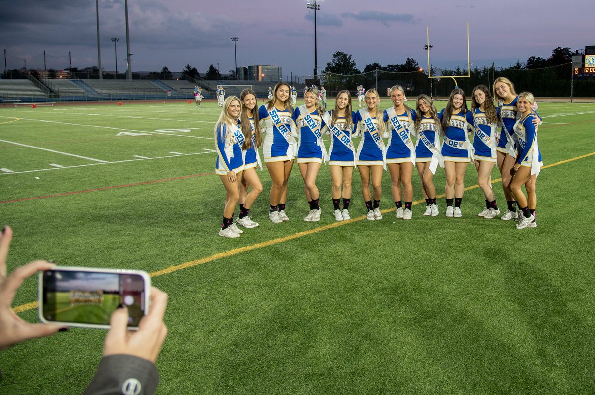 KbergAthletics's tweet photo. A great night honoring our senior cheerleading, dance and football teams! 🔥🐥🏈💙💛 @KMHSFootball @kellenbergcheer https://t.co/TeMgw5PyB0