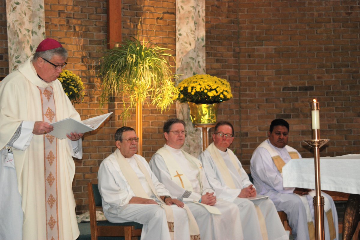 StMaryJoy's tweet photo. Family of Parishes Commissioning Mass for
West Wayne Vicariate Family 4 - Wayne, Westland, and
Garden City
#StMaryCOOJ #unleashthegospeldetroit
#familyofparishes #familyofparishesdetroit #utgdetroit
#archdioceseofdetroit https://t.co/tcbSYrNw5G
