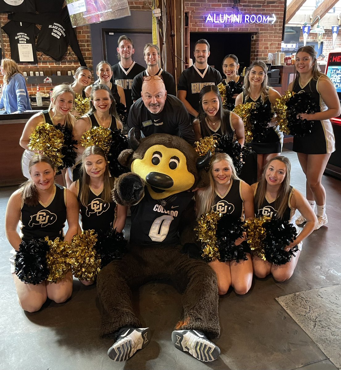 ChrisJFuselier's tweet photo. Surrounded by a bevy of #CUCheer beauties and my man, Chip! @Chipthebuffalo @CUBuffsCheer 

They make this old Class of 86 Buff feel young! #SkoBuffs🦬 https://t.co/SS5xkpWT0W
