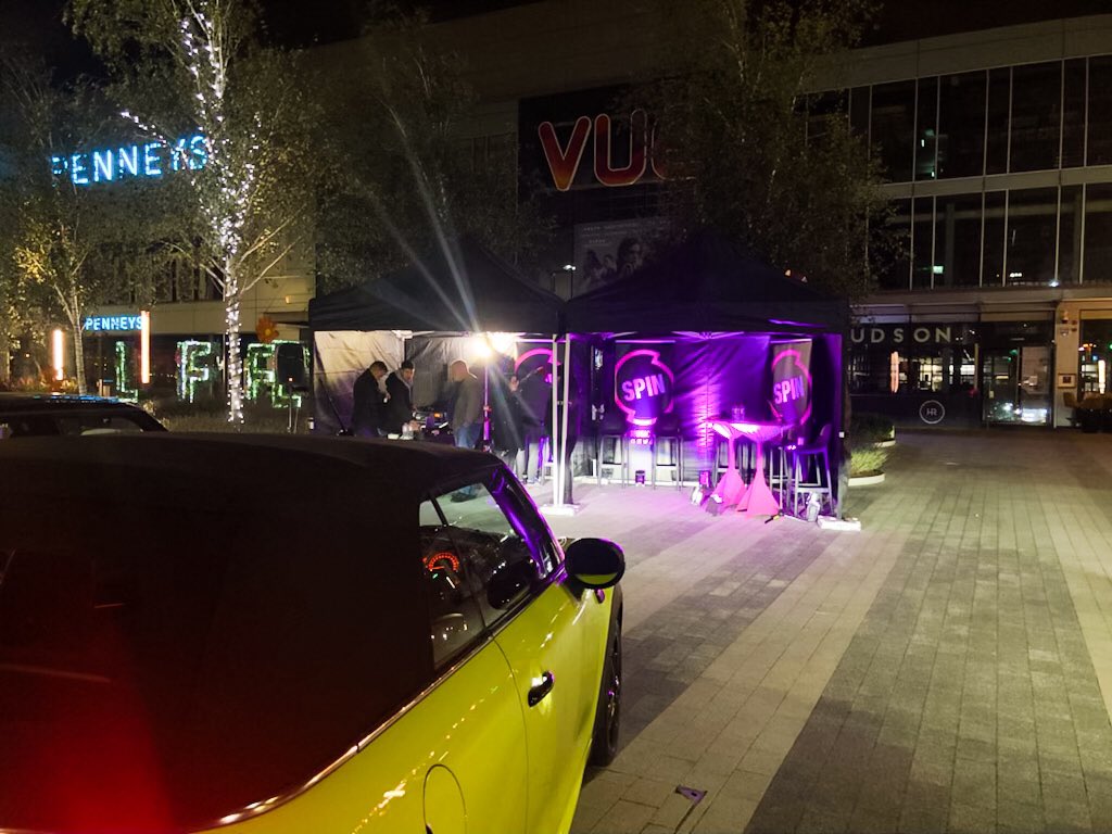 automotiveTEAM's tweet photo. Here is a closer look at a display we helped  setup for @mini.ie and @officialspin1038 outside the Liffey Valley shopping centre

Which Mini out of this trio would you take for the weekend?

Let us know down below!!
.
.
.
#mini #miniireland #miniecooper #miniconvertible https://t.co/BMZ3XVxHgH