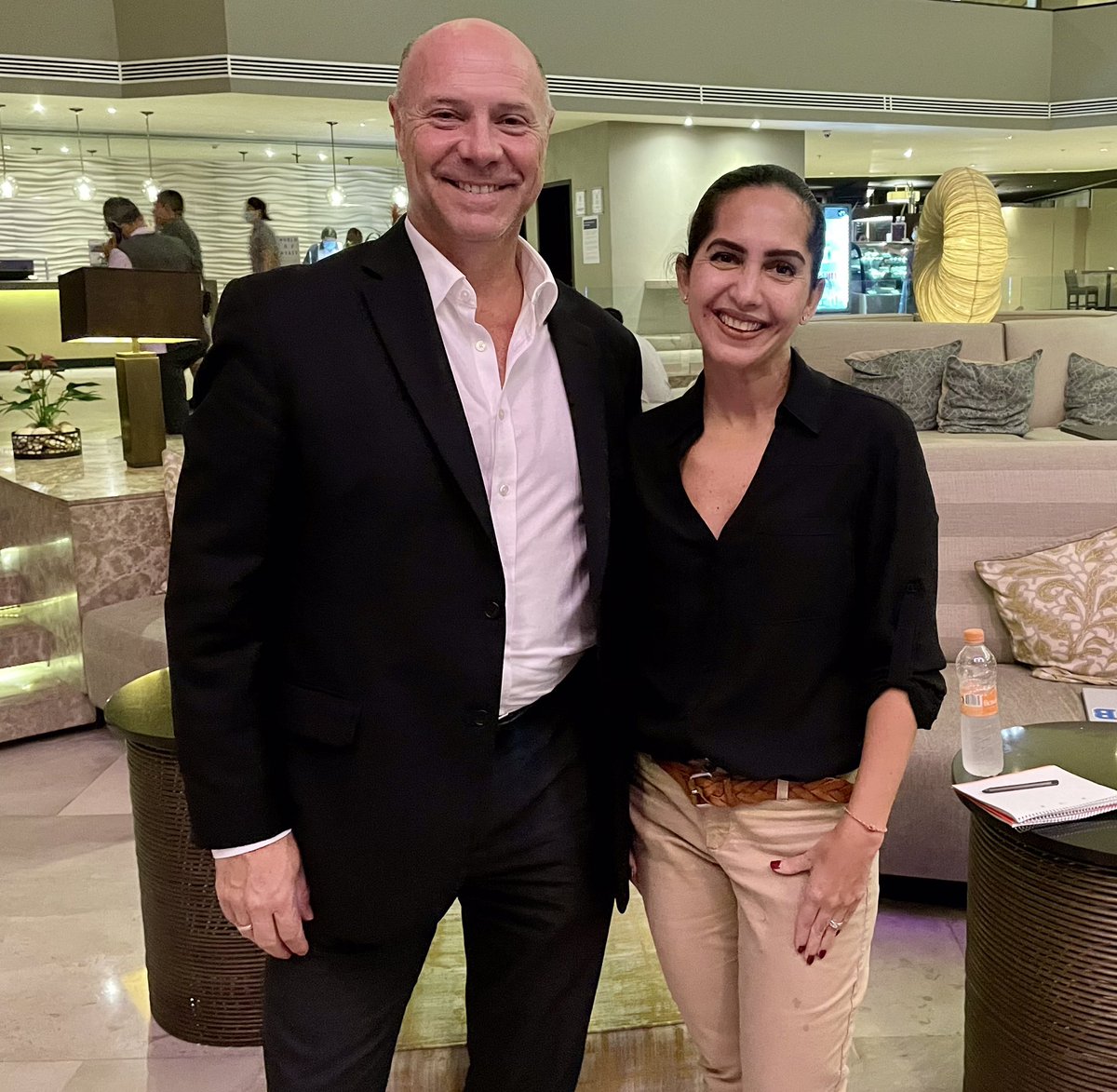 WestoverApply's tweet photo. Paty Evia from @ehglobal in Mèrida was such a great friend to meet while on the road! Excited to work with her and future Westover families form Mexíco! @WestoverApply #ConfidenylyConnected https://t.co/4fyikMYS1Q