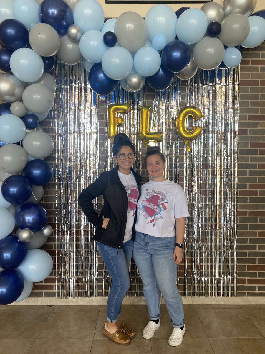 biaanca_torrez's tweet photo. Our FIRST FLC conference !! @txhosaarea5 #AREA5ISLIVE !! #Castleberry_HealthScience #CastleberryCTE https://t.co/5QGClPBnSx